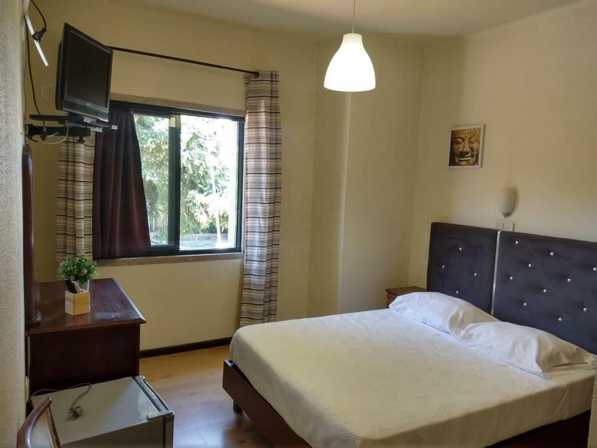Residencial Montanhes Hotel Vila Real Buitenkant foto